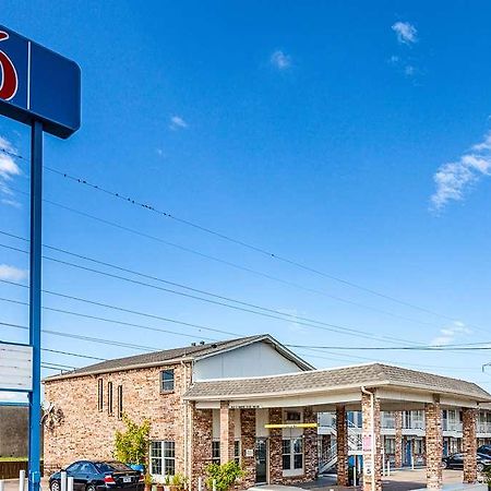 Motel 6 Fort Worth - Northside Dış mekan fotoğraf