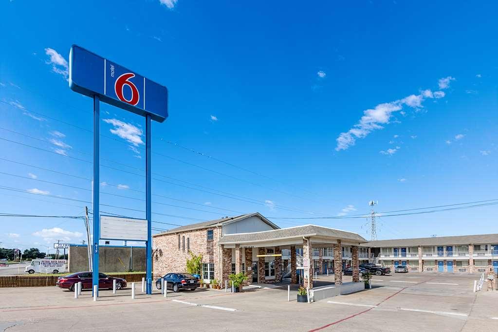 Motel 6 Fort Worth - Northside Dış mekan fotoğraf