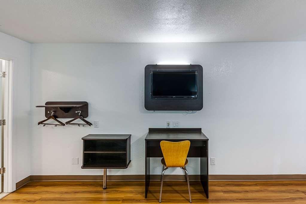 Motel 6 Fort Worth - Northside Oda fotoğraf