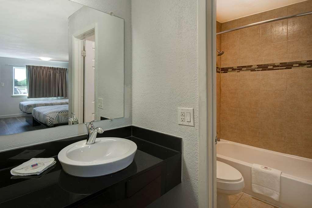 Motel 6 Fort Worth - Northside Dış mekan fotoğraf