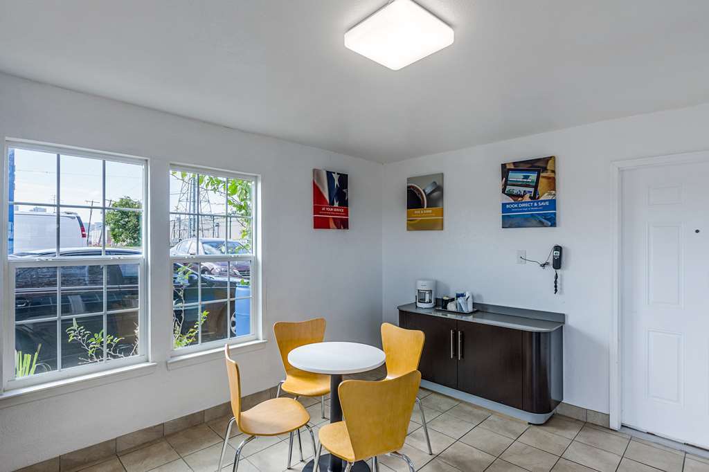 Motel 6 Fort Worth - Northside İç mekan fotoğraf